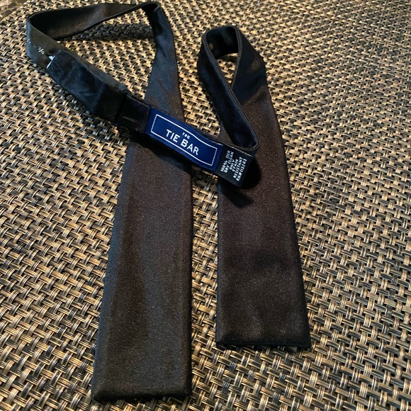 2 Tie Bar - Black Self Tie Bow Ties. Regular & Batwing - Picture 7 of 9